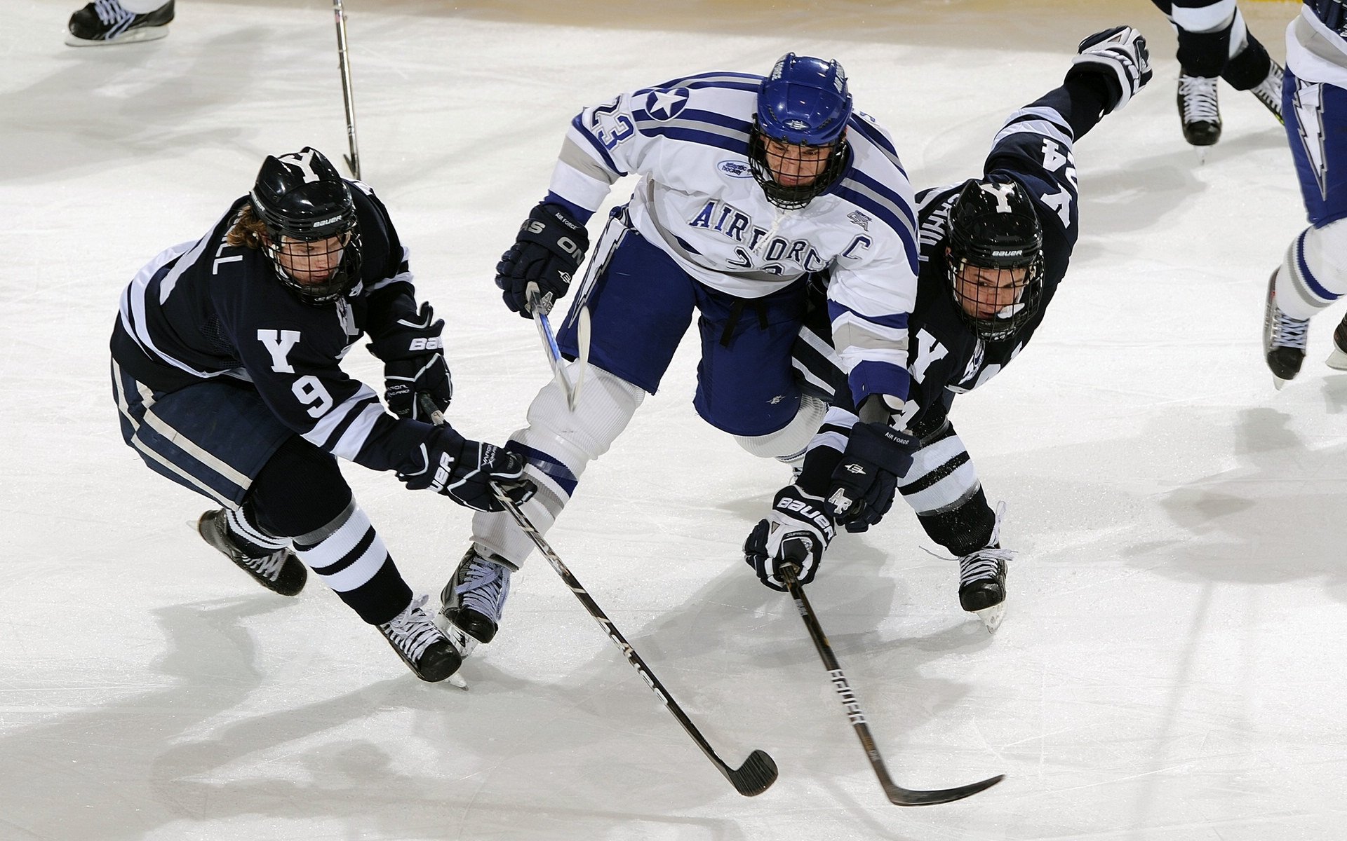 冠军团队心理辅导项目帮助球员维持赛季高水平发挥,冠军心态